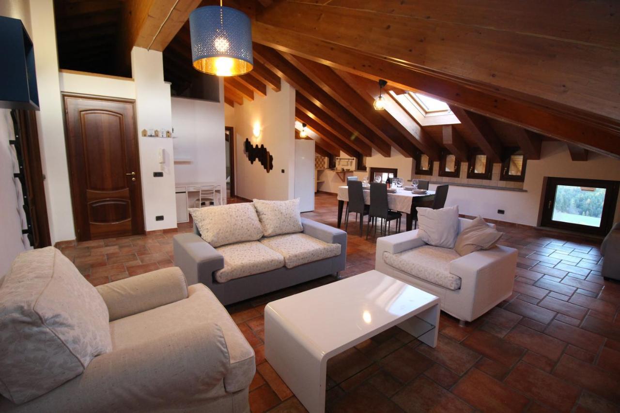 Apartament Attico Dell'Aquila Brusson Zewnętrze zdjęcie
