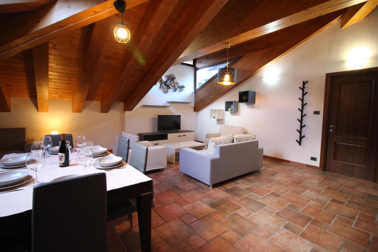 Apartament Attico Dell'Aquila Brusson Zewnętrze zdjęcie