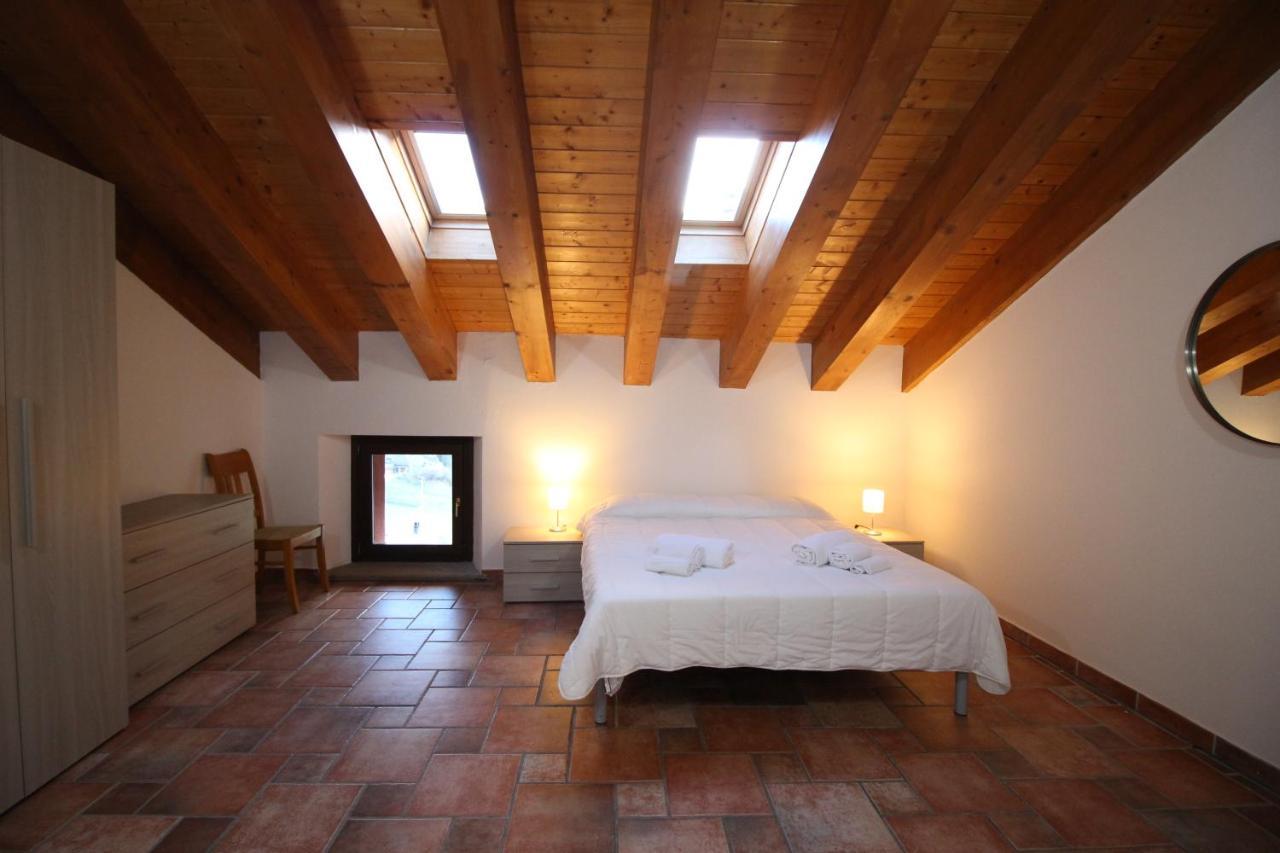 Apartament Attico Dell'Aquila Brusson Zewnętrze zdjęcie